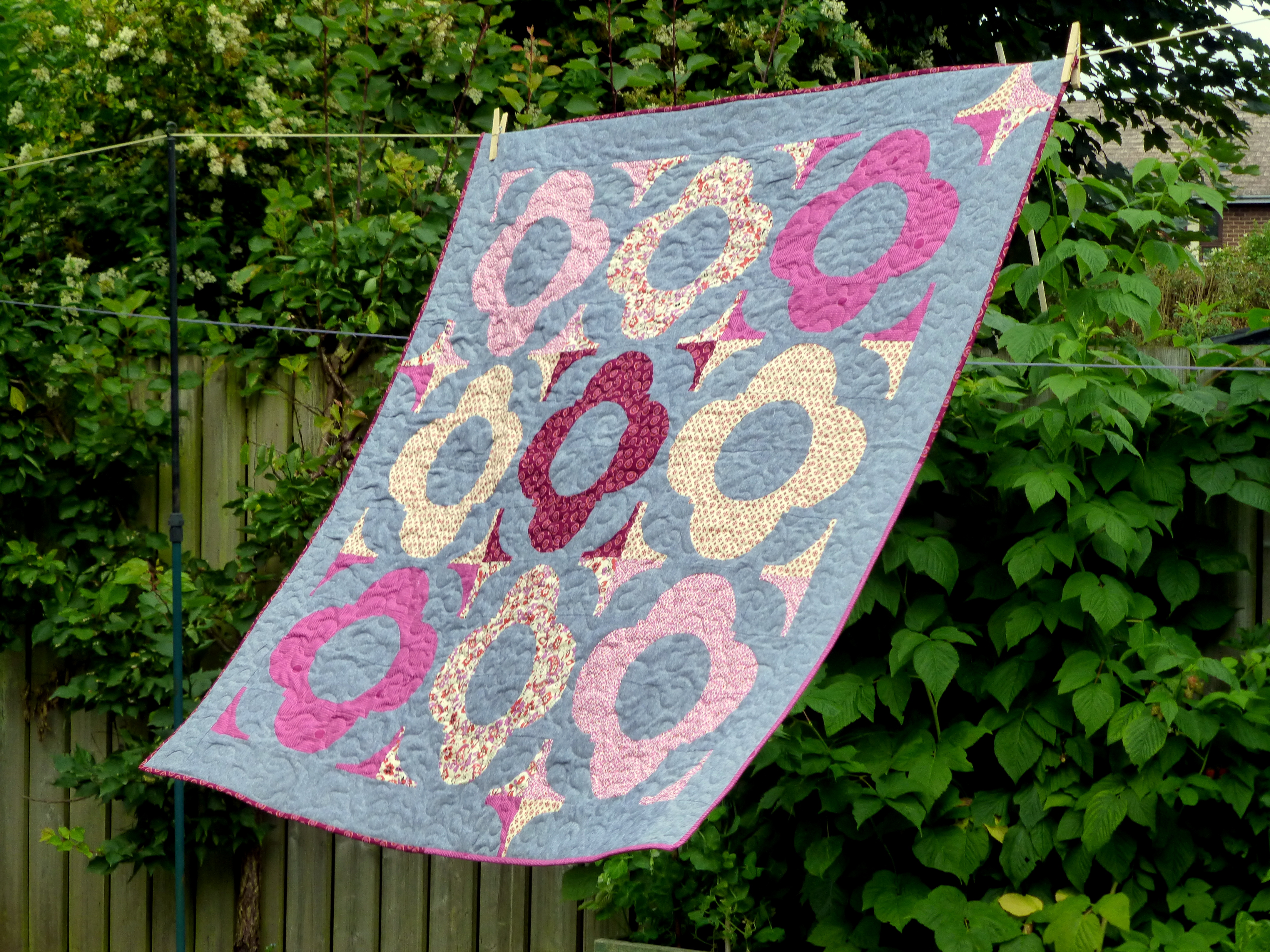 Autumn Garden Quilt (Popular Patchwork Nov16)