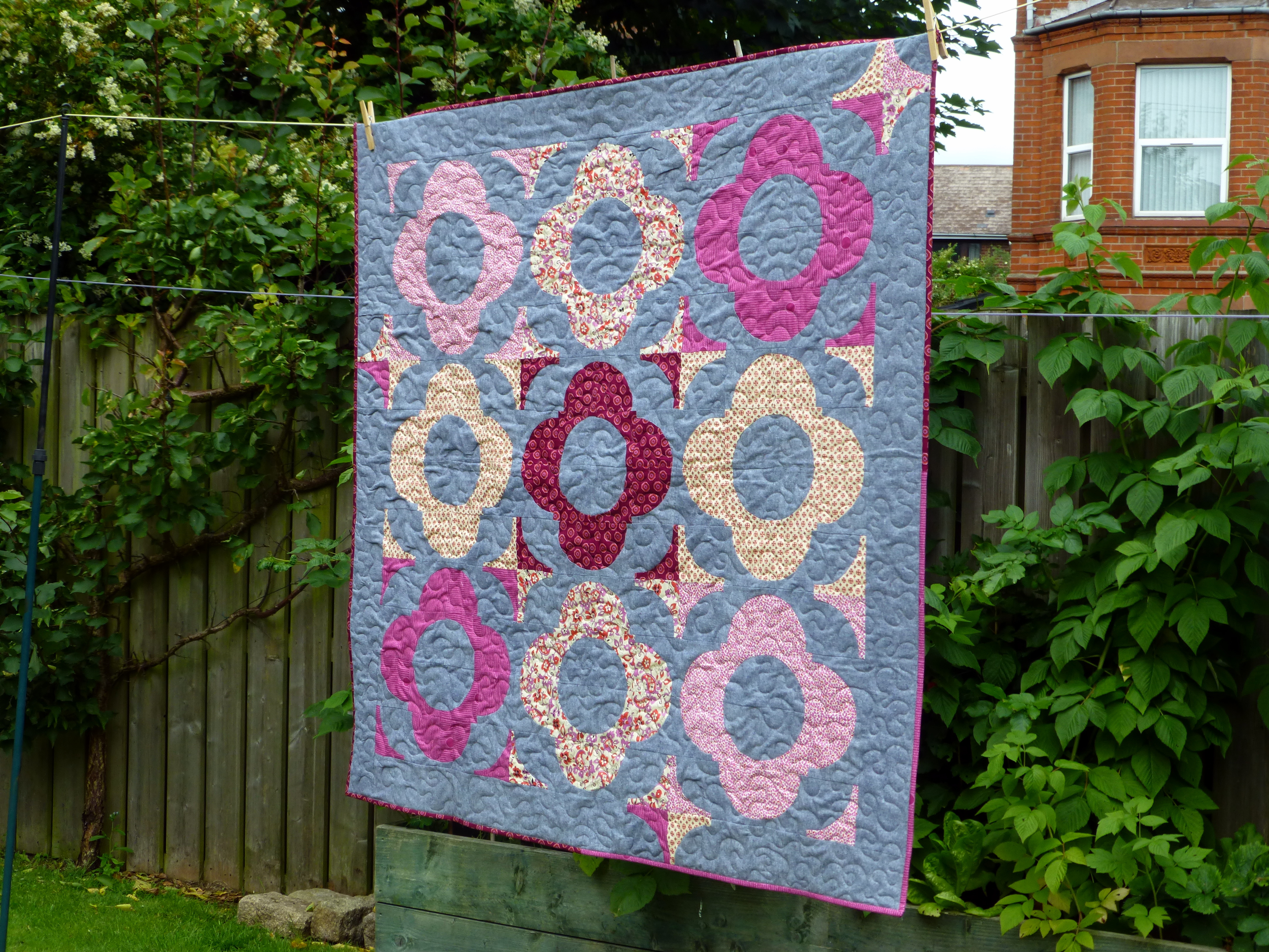 Autumn Garden Quilt (Popular Patchwork Nov16)