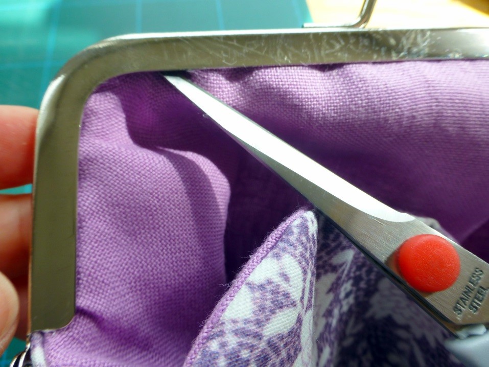framed purses step 9